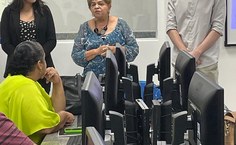 Ana Dayse dando às boas-vindas aos representantes dos dez municípios