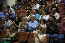 Foram homenageados docentes que representam as cinco décadas de formação profissional e acadêmica