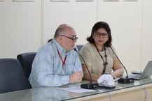 Reitor Josealdo Tonholo e a vice-reitora Eliane Cavalcanti, na condução dos trabalho no Consuni