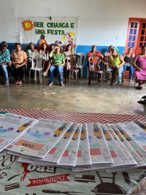 Cartilha sobre orientações previdenciarias foi distribuída na Associação Comunitária de Mulheres do Gavião | nothing