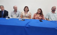 Vice-reitora Eliane Cavalcanti (no centro) destacou a importância da Ufal para os alagoanos