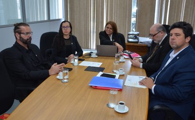 Reunião no MEC para discutir processos que envolvem as obras da Ufal no PAC