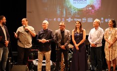 Abertura oficial do Femupe transforma Penedo em polo musical
