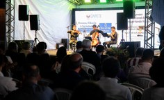 Cerimônia de abertura reuniu autoridades, comunidade universitária e público em geral