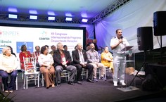 Cerimônia de abertura reuniu autoridades, comunidade universitária e público em geral