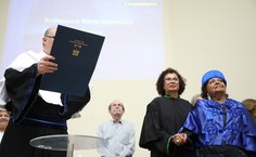 Professora Cida, a mais nova Doutora Honoris Causa da Ufal