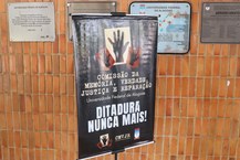 O momento solene reuniu a comunidade acadêmica, familiares dos homenageados e militantes políticos