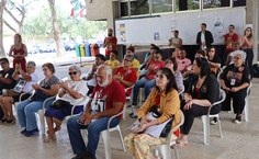O momento solene reuniu a comunidade acadêmica, familiares dos homenageados e militantes políticos