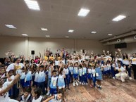 Mais de 400 mil visitantes e 520 mil livros vendidos