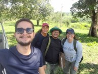 Da esquerda para direita: Arthur Tavares Ferreira Borges, doutorando do Programa de Pós-Graduação em Matemática; Perla, aluna de iniciação científica de agroecologia; mestrando Jonatas Costa e pesquisadora Ana Prata