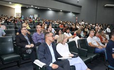 Público presente à solenidade