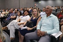 Da esquerda para direita: Rogério Brilhante, Alexandre Lima, Vinícius Manzoni, Eliane Barbosa, Eliane Cavalcanti, Lana Palmeira e Wellington Pereira