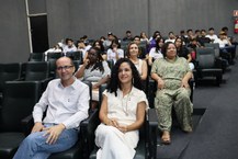 Professor Vladimir Caramori e professora Viviane Costa