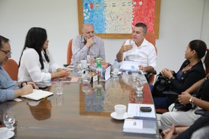 Reitor recebe solicitação para implantação de Educação a Distância em Porto de Pedras