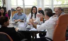 Reitor recebe solicitação para implantação de Educação a Distância em Porto de Pedras