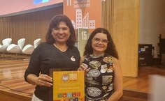 Eliene Cavalcanti e Juliene Barros comemoram a conquista da Ufal