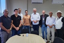 Pró-reitor Wellington Pereira, técnicos do Dnit, Paulão, reitor Josealdo Tonholo, Edson Bento e Eraldo Ferraz