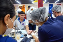 Aferição de pressão arterial, dosagem de glicose em parceria com o curso de Enfermagem do Cesmac do Sertão