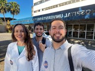Equipe envolvida na pesquisa  em visita ao HU para coleta de dados