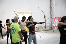 Treinamento da prática de tiro com arco na Ufal