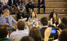 Cerimônia de lançamento