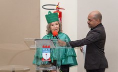 Professora Francisca durante seu discurso