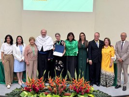 Faculdade de Medicina celebra 75 anos com cerimônia emocionante