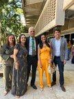 Um dos homenageados, professor aposentado Sadi de Carvalho, e a familia nos 75 anos da Famed