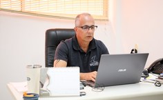 Professor Márcio Efe, coordenador do Laboratório de Biotecnologia e Conservação de Aves Neotropicais da Ufal