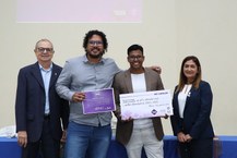Walter Matias, Danilo Marques e Iraildes Assunção com o premiado