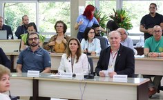 Reitor Josealdo Tonholo e Ana Estela Haddad