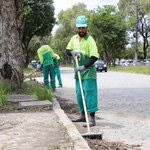 Campus recebe mutirão de limpeza em parceria com a Prefeitura de Maceió