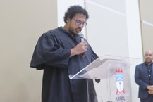 Professor Danilo Marques fez a leitura da Resolução do Consuni