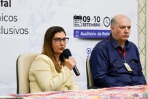 Pró-reitora Iraildes Assunção e o reitor Josealdo Tonholo