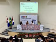 Painel de debate no período da tarde do primeiro dia do evento