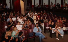 Nóbrega interagindo com o público