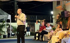 Reitor Josealdo Tonholo