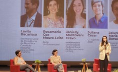 Mesa-redonda realizada durante a cerimônia