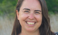 Professora Elisabeth de Albuquerque, orientadora da pesquisa