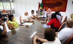 Reunião de concessão de uso de quiosques e espaços multiuso
