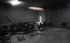 Problemas no telhado que atende áreas do Filartes e do bloco de Filosofia agravaram após as chuvas (Foto: Renner Boldrino)
