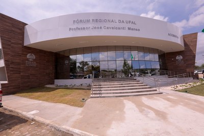 Sala Lilás fica localizada no Fórum Regional da Ufal. (Foto: Caio Loureiro)