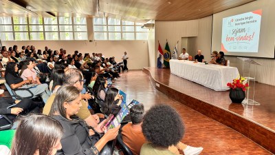 Parceria entre Ufal, USP e AMA leva formação em Matemática a professores da rede municipal