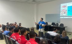 Capacitação sobre o manejo seguro do peixe-leão